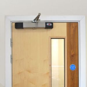 Silver Agrippa Overdoor Acoustic Door Closer