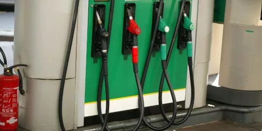 petrol pump fire extinguisher (1) petrol pump fire extinguisher (1)